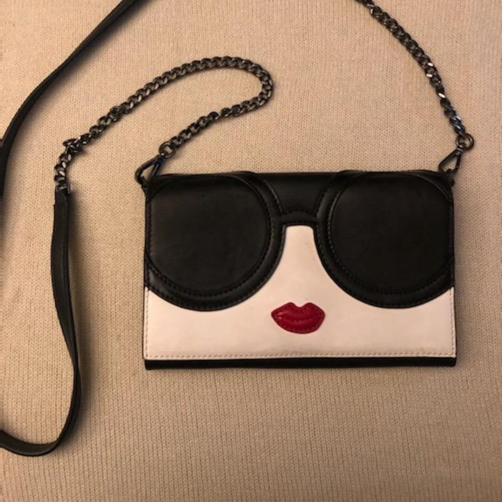 Cross body